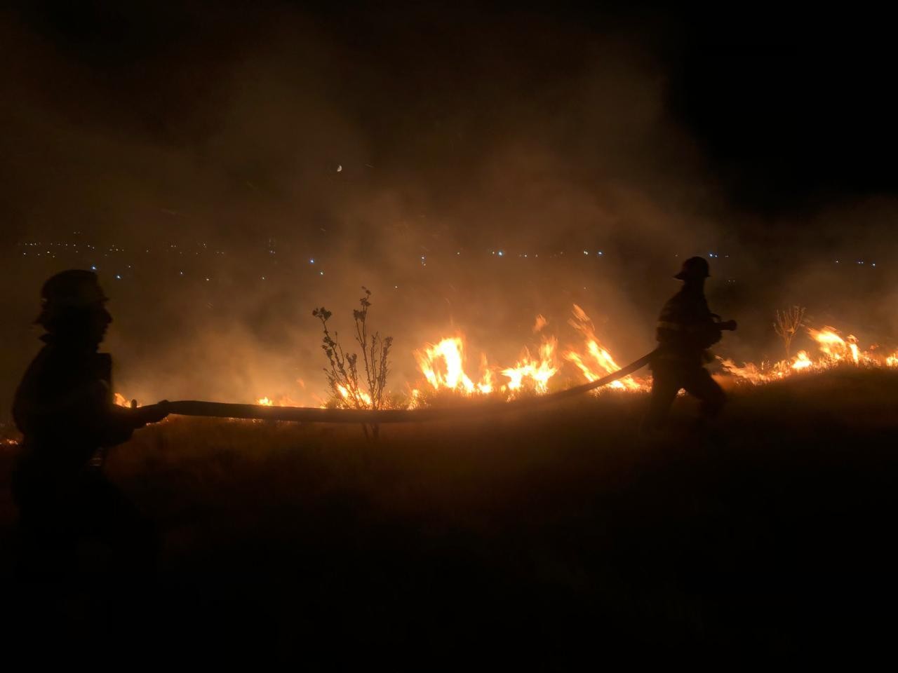 Masazırdakı yanğın söndürüldü - FOTOLAR  (YENİLƏNİB)